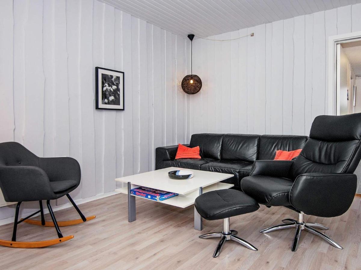 4 Person Holiday Home In R M Rømø Kirkeby Exterior foto