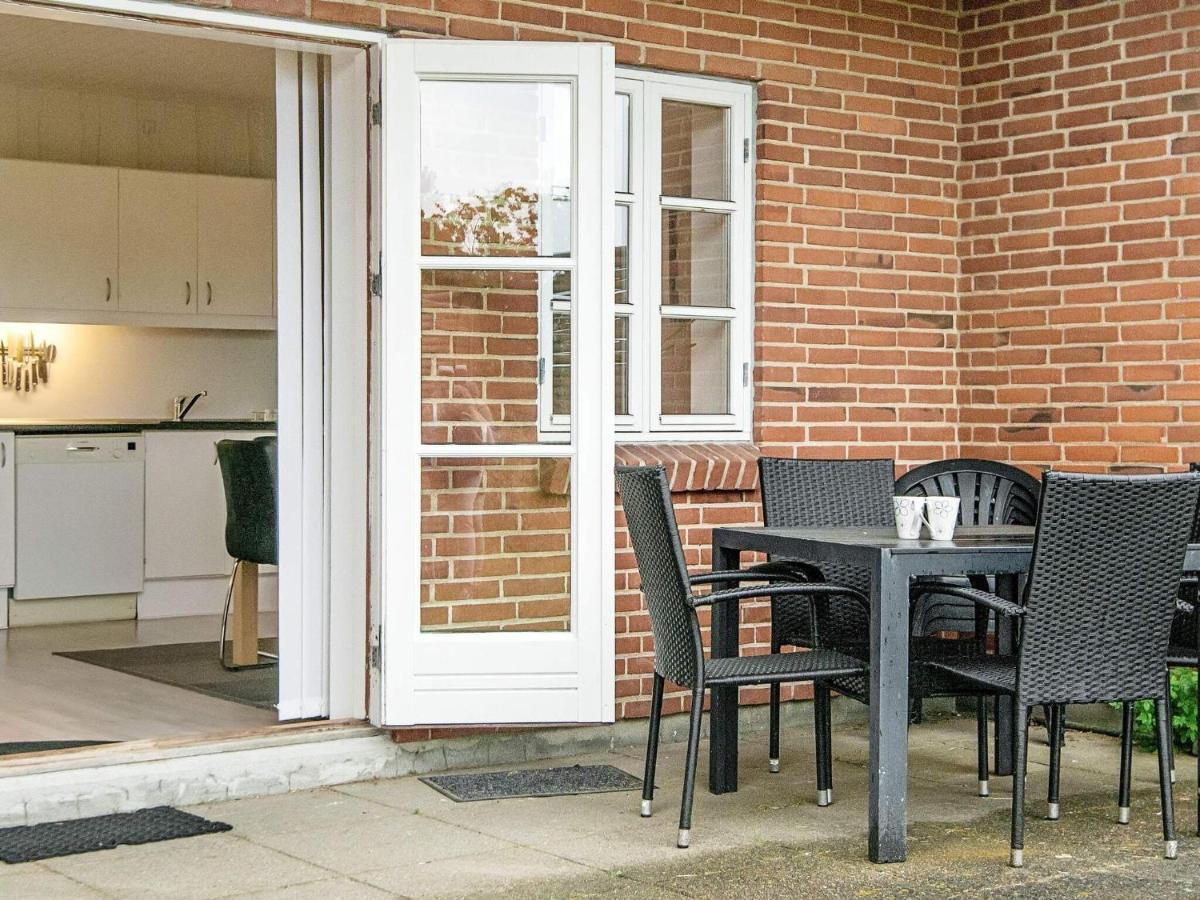 4 Person Holiday Home In R M Rømø Kirkeby Exterior foto