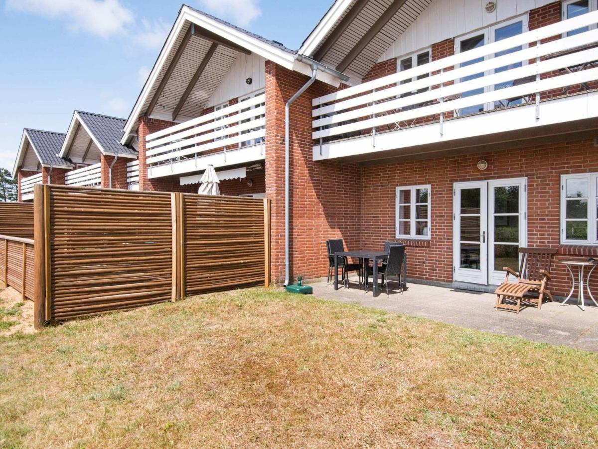 4 Person Holiday Home In R M Rømø Kirkeby Exterior foto
